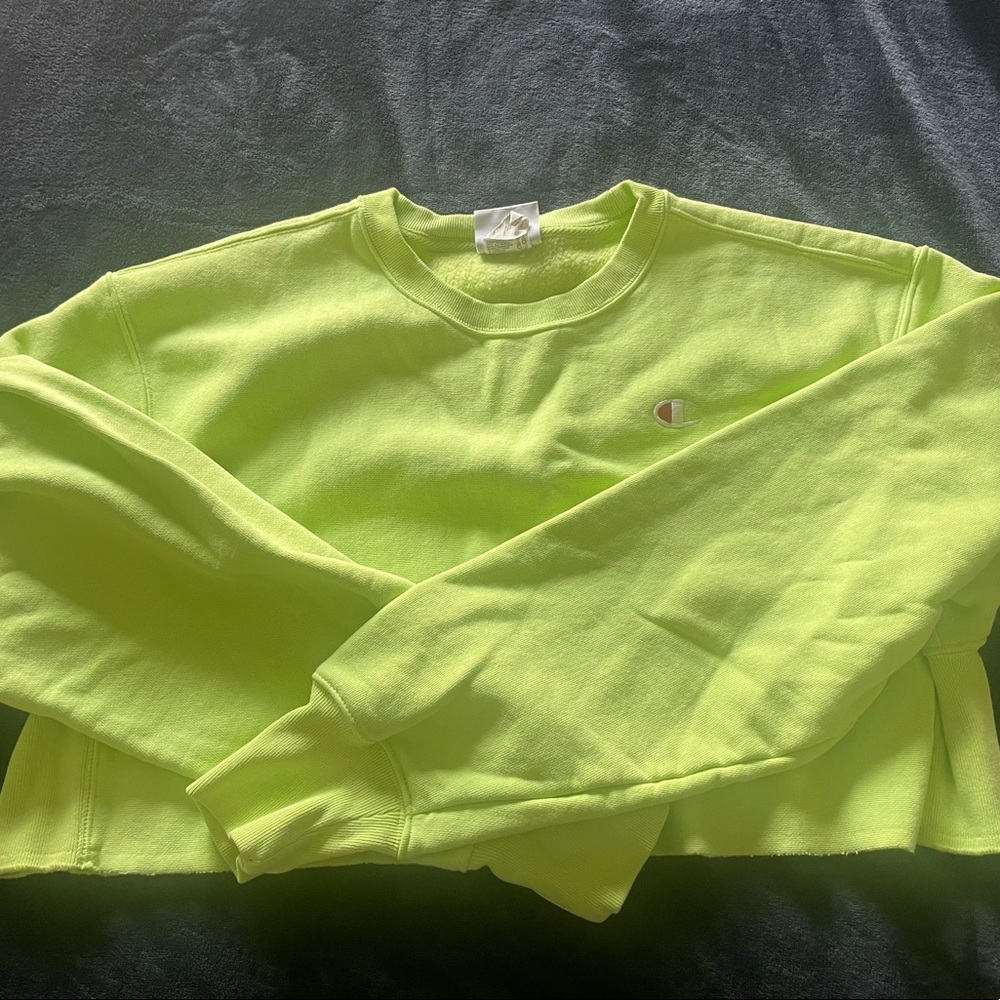 Champion Cropped Sweatshirt